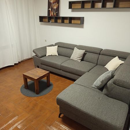 Apartments Maricic 200 Meters From The Beach Novi Vinodolski Bagian luar foto