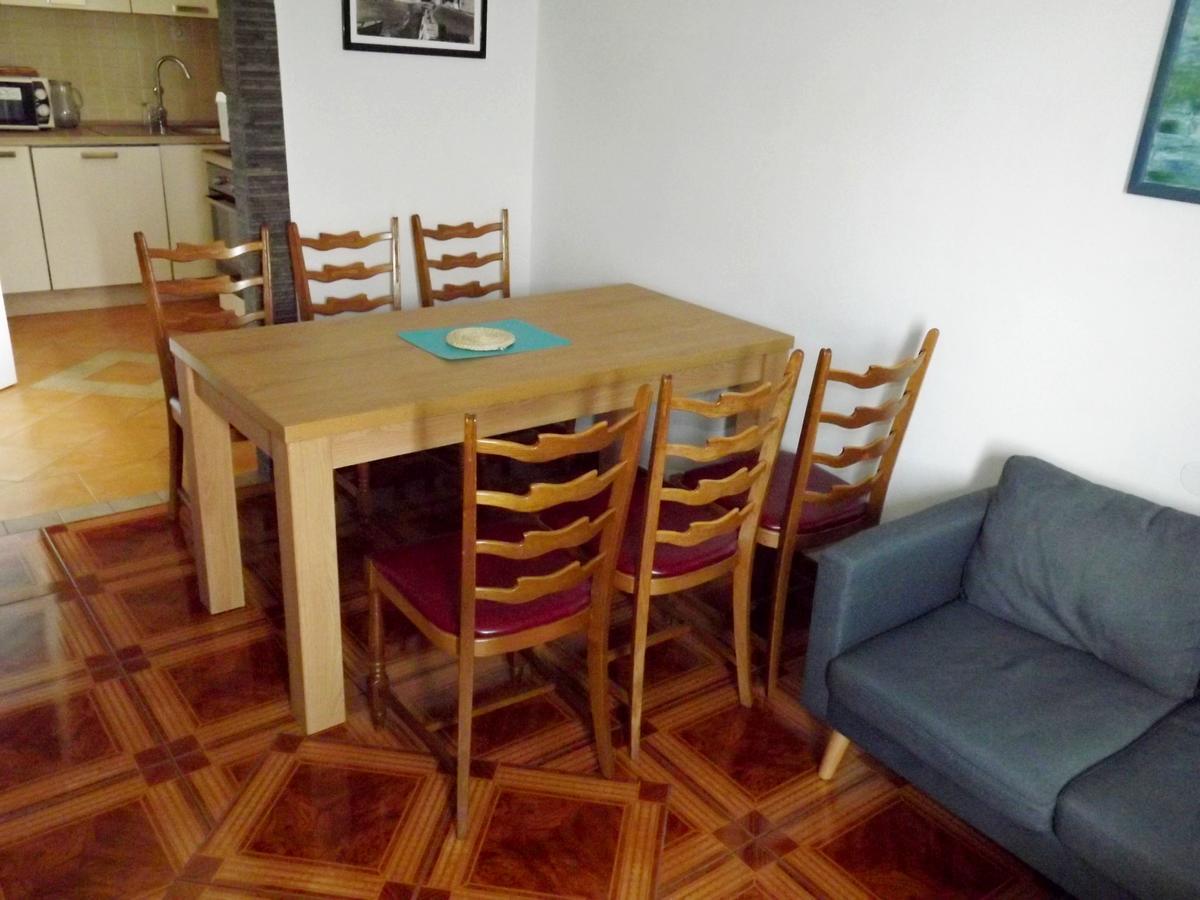 Apartments Maricic 200 Meters From The Beach Novi Vinodolski Bagian luar foto